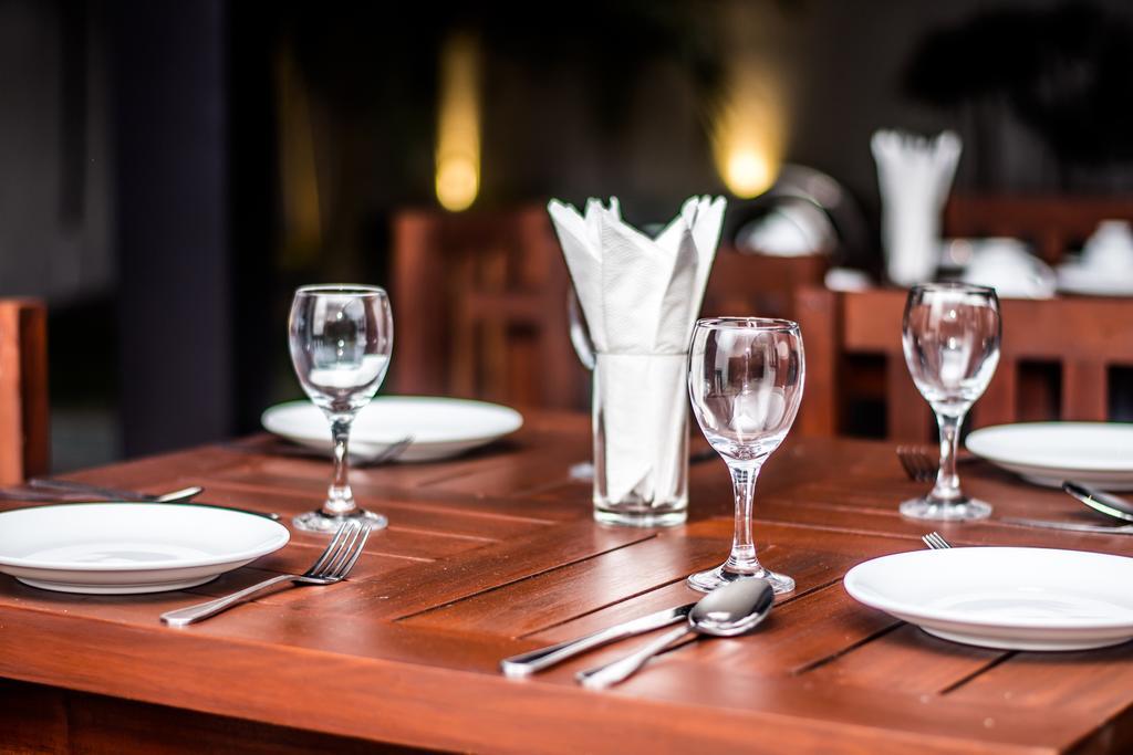 Hotel Romano Negombo Zewnętrze zdjęcie